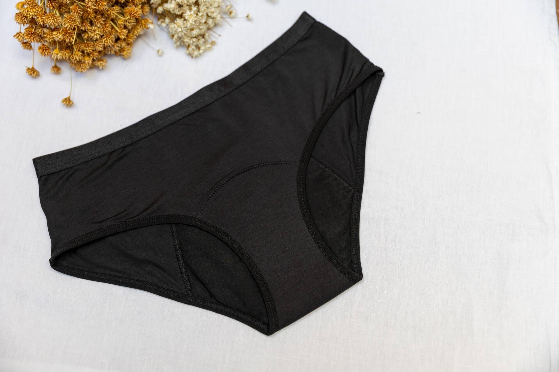 Front Black Medium S nella